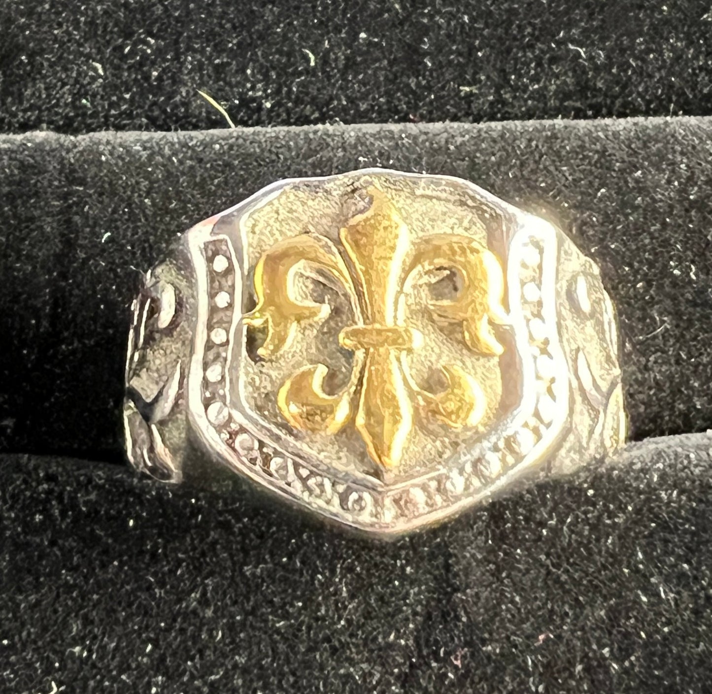 Gold Fleur de lis Ring #12