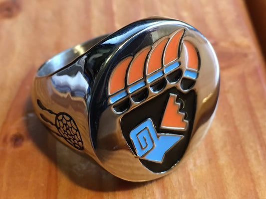 bear claw colored ring