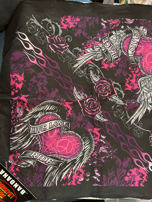 LADIES BANNER LOVE