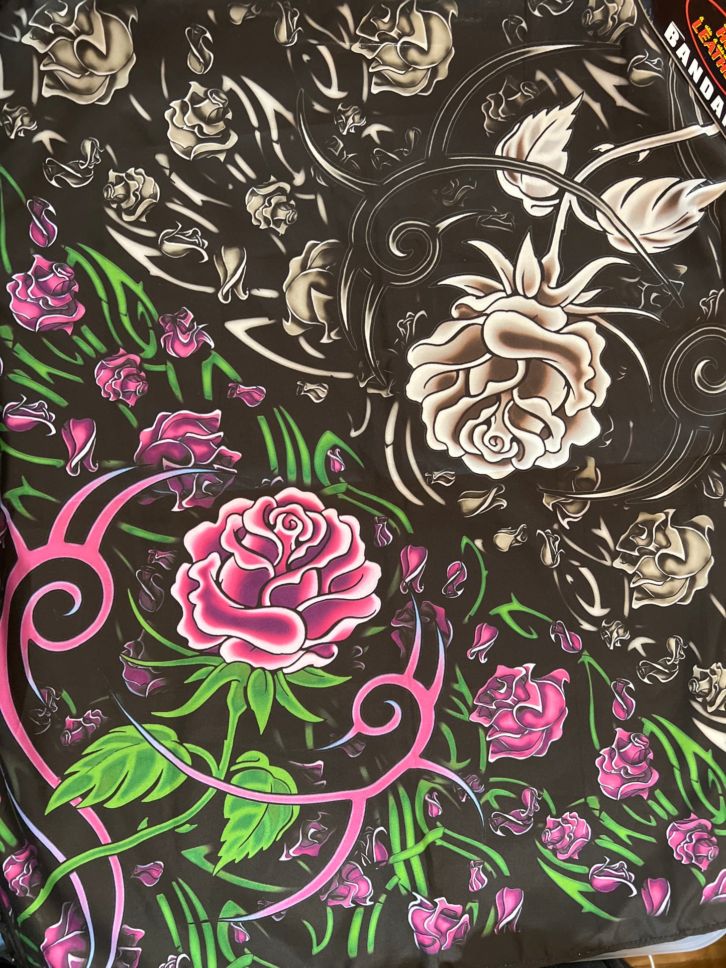 TRIBAL ROSE